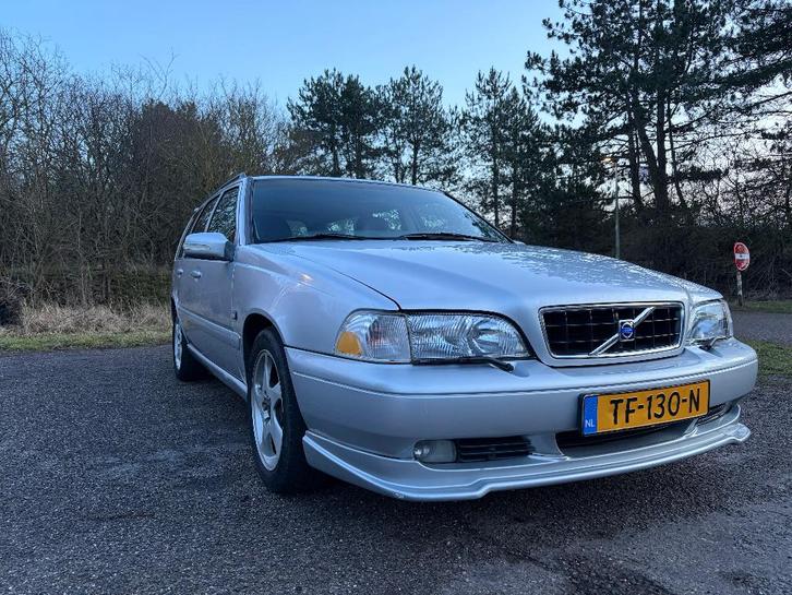 VOLVO V70 2.5 T EXCLUSIVE-LINE 1997 - uniek, Auto's, Volvo, Particulier, V70, ABS, Airbags, Airconditioning, Boordcomputer, Centrale vergrendeling