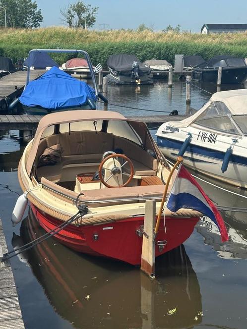 Enkhuizen 500 motorsloep, Watersport en Boten, Sloepen, Zo goed als nieuw, 10 tot 30 pk, 3 tot 6 meter, Binnenboordmotor, Diesel