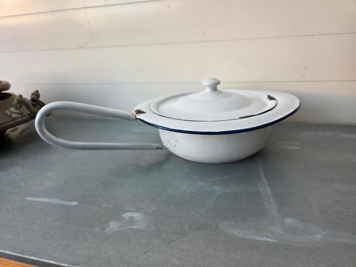 Oude brocante emaille steek, po met eksel, Antiek en Kunst, Antiek | Emaille, Ophalen