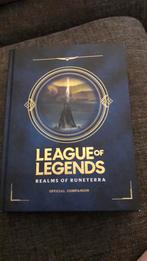 League of Legends: Realms of Runeterra (Official Companion), Ophalen of Verzenden, Zo goed als nieuw, Riot Games
