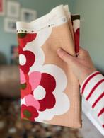 Stof flower power roze rood vintage retro jaren 70 80, 120 cm of meer, Nieuw, Ophalen of Verzenden, Katoen