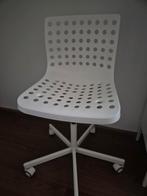 Ikea bureaustoel wit, met kleine scheur in zitting, Huis en Inrichting, Ophalen, Gebruikt, Wit