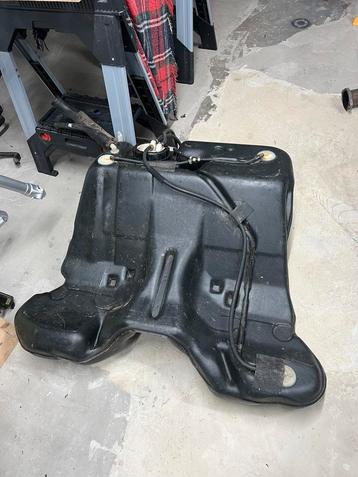Nissan 200sx s14 benzine tank beschikbaar voor biedingen