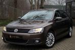 Volkswagen Jetta 1.4 TSI Highline Leer + Automaat BJ.2014, Gebruikt, 680 kg, 4 cilinders, Bruin