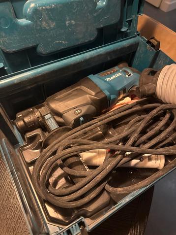 Makita Boormachine - Beton Boren beschikbaar voor biedingen