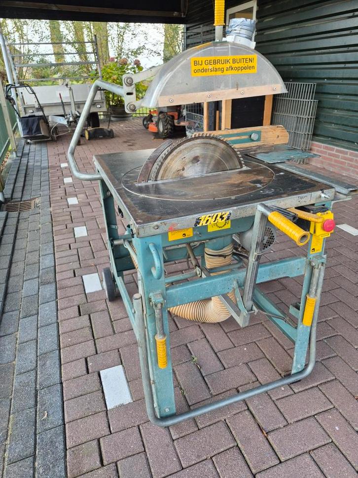 Zeer degelijke 1603 Gjerde  400volt zaagmachine, Doe-het-zelf en Verbouw, Gereedschap | Zaagmachines, Gebruikt, Lintzaag, 1200 watt of meer