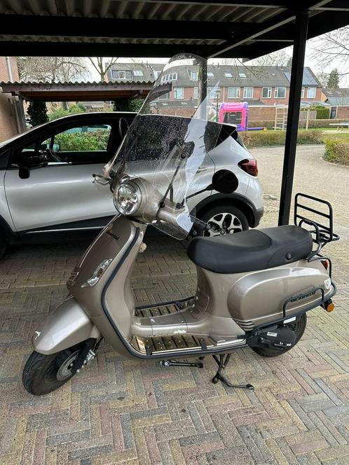 La Souris Sourini Beige/Grijs, Fietsen en Brommers, Scooters | Overige merken, Gebruikt, Benzine, Ophalen