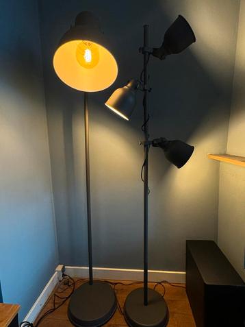 2 vloerlampen HEKTAR grijs incl lampen (ook los te koop) beschikbaar voor biedingen