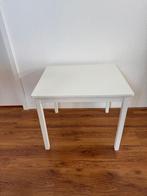 Wit Ikea Lack tafeltje met krukjes en stoeltje, Kinderen en Baby's, Kinderkamer | Tafels en Stoelen, Ophalen, Zo goed als nieuw