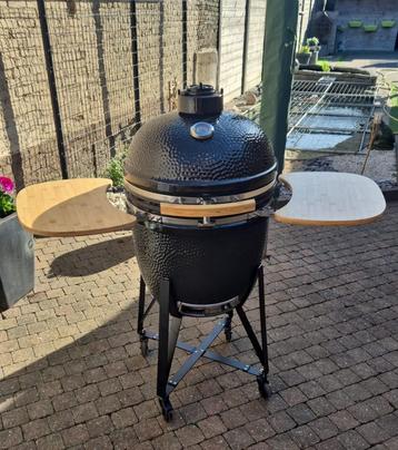22 inch kamado te koop (3 stuks) beschikbaar voor biedingen