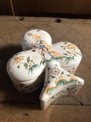 Antiek Frans Porseleinen Klaver Vier Dekselpotje - 1900 beschikbaar voor biedingen