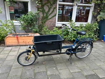 Bakfiets (incl. kettingslot) beschikbaar voor biedingen