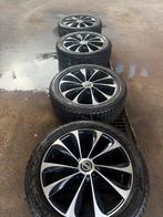 Nissan 17" Velgen met Winterbanden 215/50R17, Auto-onderdelen, Banden en Velgen, Ophalen, Banden en Velgen, 17 inch, Winterbanden