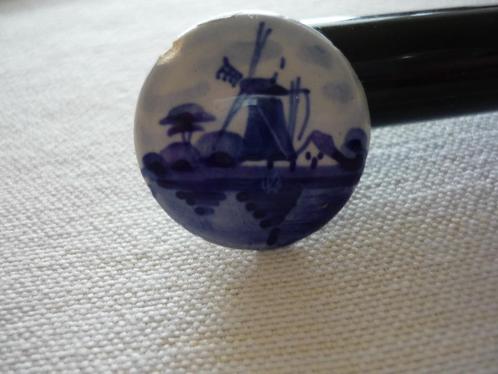 Oude vintage Delftsblauwe broche gemerkt, Sieraden, Tassen en Uiterlijk, Broches, Gebruikt, Overige materialen, Overige kleuren