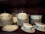 Compleet 45 delig eetservies., Huis en Inrichting, Keuken | Servies, Ophalen, Zo goed als nieuw, Overige stijlen, Porselein