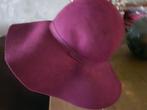 Nieuwe paarse vilten hoed van H & M, Kleding | Dames, Hoeden en Petten, H&M, Hoed, Nieuw, Ophalen of Verzenden