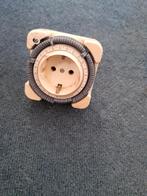 STEKKER SCHAKELKLOK MERK THEBEN TYPE 026.0, Ophalen of Verzenden, Zo goed als nieuw