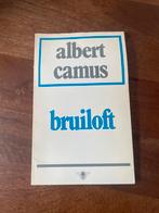 Albert Camus - Bruiloft, Boeken, Ophalen of Verzenden, Gelezen, Nederland