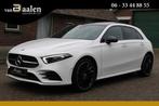 Mercedes-Benz A-Klasse 250 e Business AMG PHEV PANO SFEER WI, Gebruikt, 4 cilinders, Leder en Stof, Wit