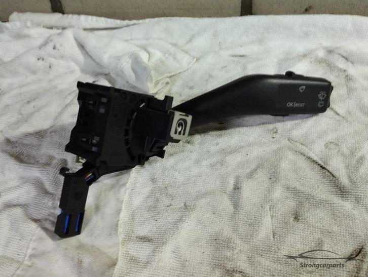 Stuurkolomschakelaar Volkswagen Golf 6 5K1 1K0953519A, Auto-onderdelen, Dashboard en Schakelaars, Volkswagen, Gebruikt, Ophalen of Verzenden