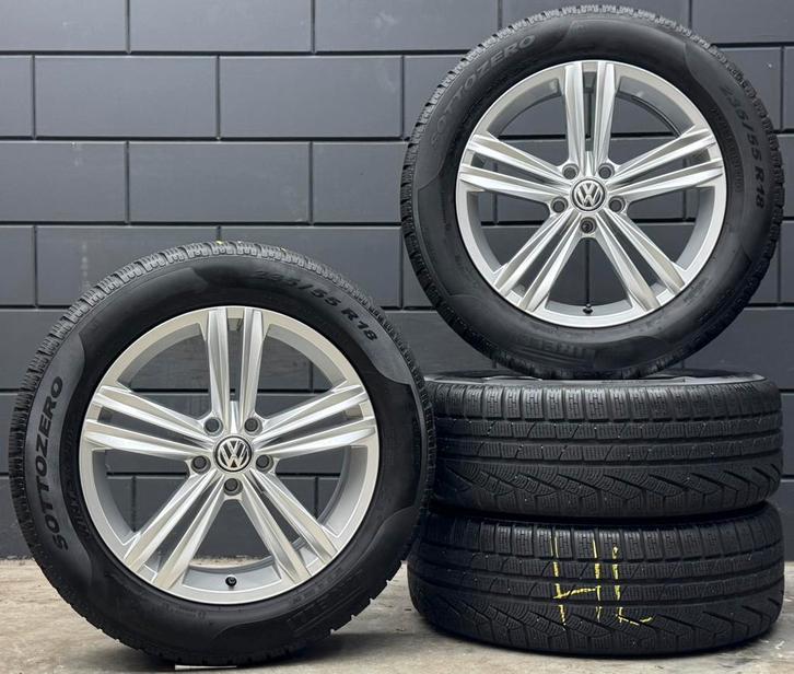 Originele 18 inch VW Tiguan Sebring 5x112 Pirelli 235/55/18, Auto-onderdelen, Banden en Velgen, Banden en Velgen, Winterbanden
