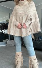 Poncho met col en armgaten , one size, Ophalen of Verzenden, Nieuw, Maat 42/44 (L), Beige