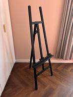 Te huur voor €10: Zwarte houten schildersezel, Ophalen, Zo goed als nieuw, Ezel