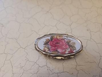Vintage pillendoosje bloem beschikbaar voor biedingen