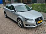 Audi A3 Sportback
1.6 TDI DSG Automaat S-tronic Euro5 Bj2011, Euro 5, Stof, Zwart, 4 cilinders