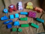 23 gekleurde blokken / bouwblokken van Playing Kids, Ophalen of Verzenden, Gebruikt, Overige typen