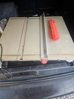 Cirkelzaag en tafelzaag
Ophalen belgie Limburg beringen, Ophalen, 1200 watt of meer, Cirkelzaag, 30 tot 70 mm