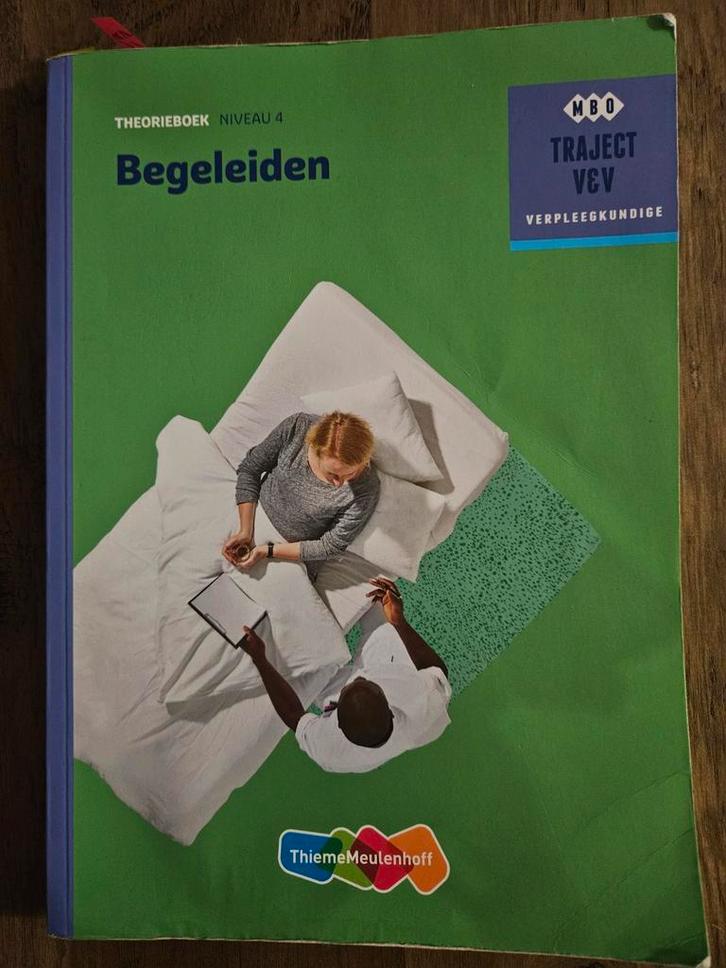 Begeleiden - MBO Traject V&V Verpleegkundige, Boeken, Studieboeken en Cursussen, Gelezen, MBO, Ophalen of Verzenden