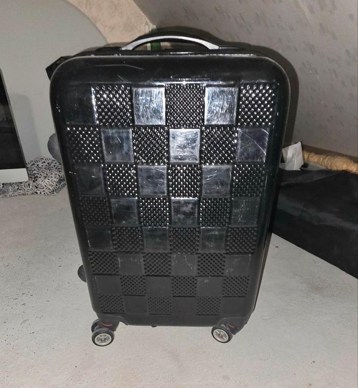 Handige Rolkoffer - Perfect voor Reizen!, Sieraden, Tassen en Uiterlijk, Koffers, Gebruikt, Hard kunststof, 50 tot 60 cm, 35 tot 45 cm