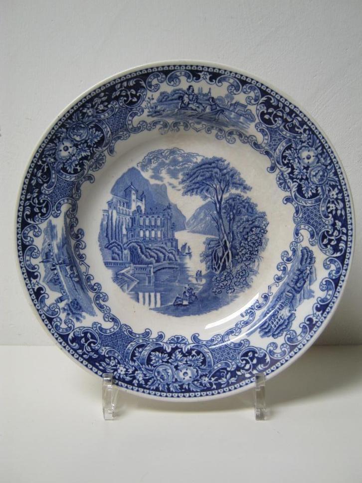 Castillo Petrus Regout diep bord, Antiek en Kunst, Antiek | Servies los, Ophalen of Verzenden