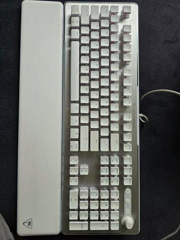 Turtle Beach Vulcan 2 white beschikbaar voor biedingen