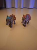 Twee olifantjes beeldjes, Ophalen, Zo goed als nieuw
