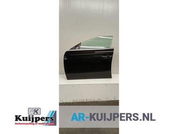 Portier 4Deurs links-voor van een Mercedes CLS-Klasse (CLS-K beschikbaar voor biedingen