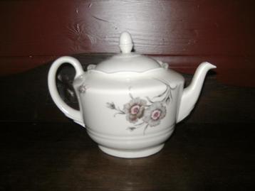 gave Mosa theepot pastelgrijze klaproos schulprand vintage beschikbaar voor biedingen