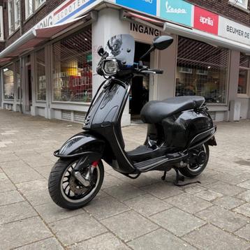 Vespa Sprint 50 Nero Lucido Zwart - 17/11/2018 - 7359 km beschikbaar voor biedingen