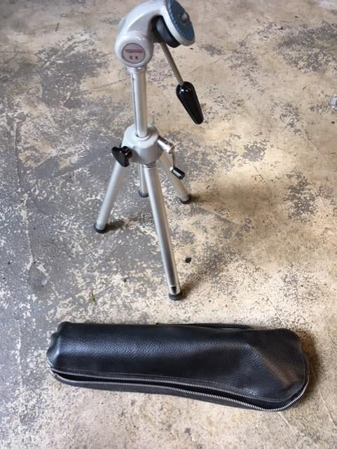 Statief met draaimechaniek . driepoot in prima staat met een, Ophalen of Verzenden, Zo goed als nieuw, Minder dan 150 cm, Driepoot