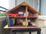 Poppenhuis met toebehoren, Ophalen of Verzenden, Gebruikt
