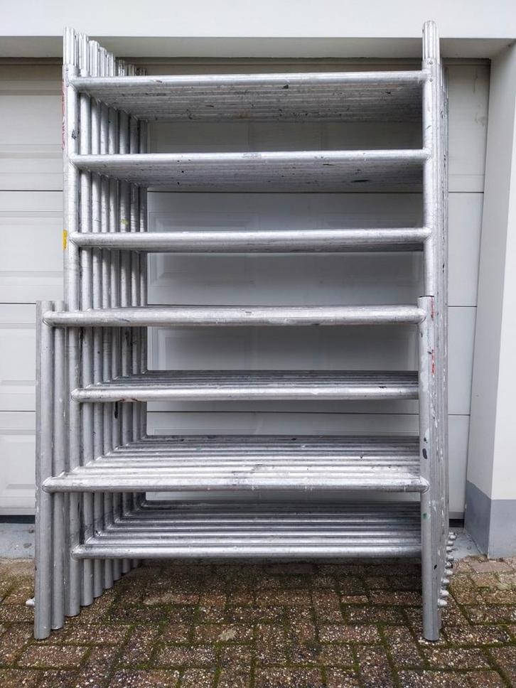 Rolsteiger 10,20 mtr. werkhoogte, Doe-het-zelf en Verbouw, Steigers, Gebruikt, Rolsteiger of Kamersteiger, 5 meter of hoger, Ophalen