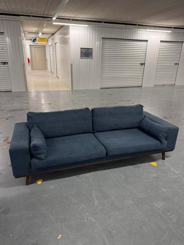 Luxe Nederlandse Designbank – 3-zits – Donkerblauw beschikbaar voor biedingen
