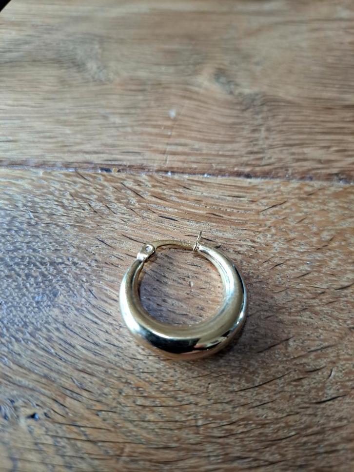 Gevonden, Contacten en Berichten, Gevonden voorwerpen