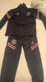 Te koop mooie psg pak maat s, Sport en Fitness, Voetbal, Ophalen of Verzenden, Zo goed als nieuw, Trainingspak