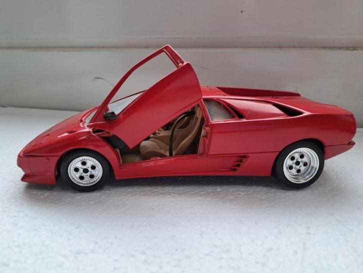 modelauto's 1:18, Verzamelen, Automerken, Motoren en Formule 1, Zo goed als nieuw, Auto's, Ophalen of Verzenden