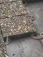 Grind balkontegels gratis, Ophalen, Zo goed als nieuw