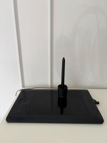 Wacom Intuos Pro Small PTH-451 Tekentablet beschikbaar voor biedingen