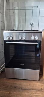 Bosch fornuis met elecktrische oven. Vanaf 21aug beschikbaar, Witgoed en Apparatuur, Fornuizen, Ophalen, 4 kookzones, Zo goed als nieuw