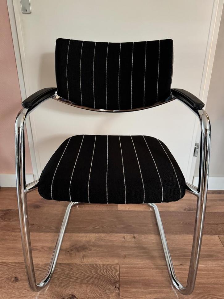 Retro vintage design sledestoel eetkamerstoel, Huis en Inrichting, Stoelen, Zo goed als nieuw, Eén, Zwart, Ophalen